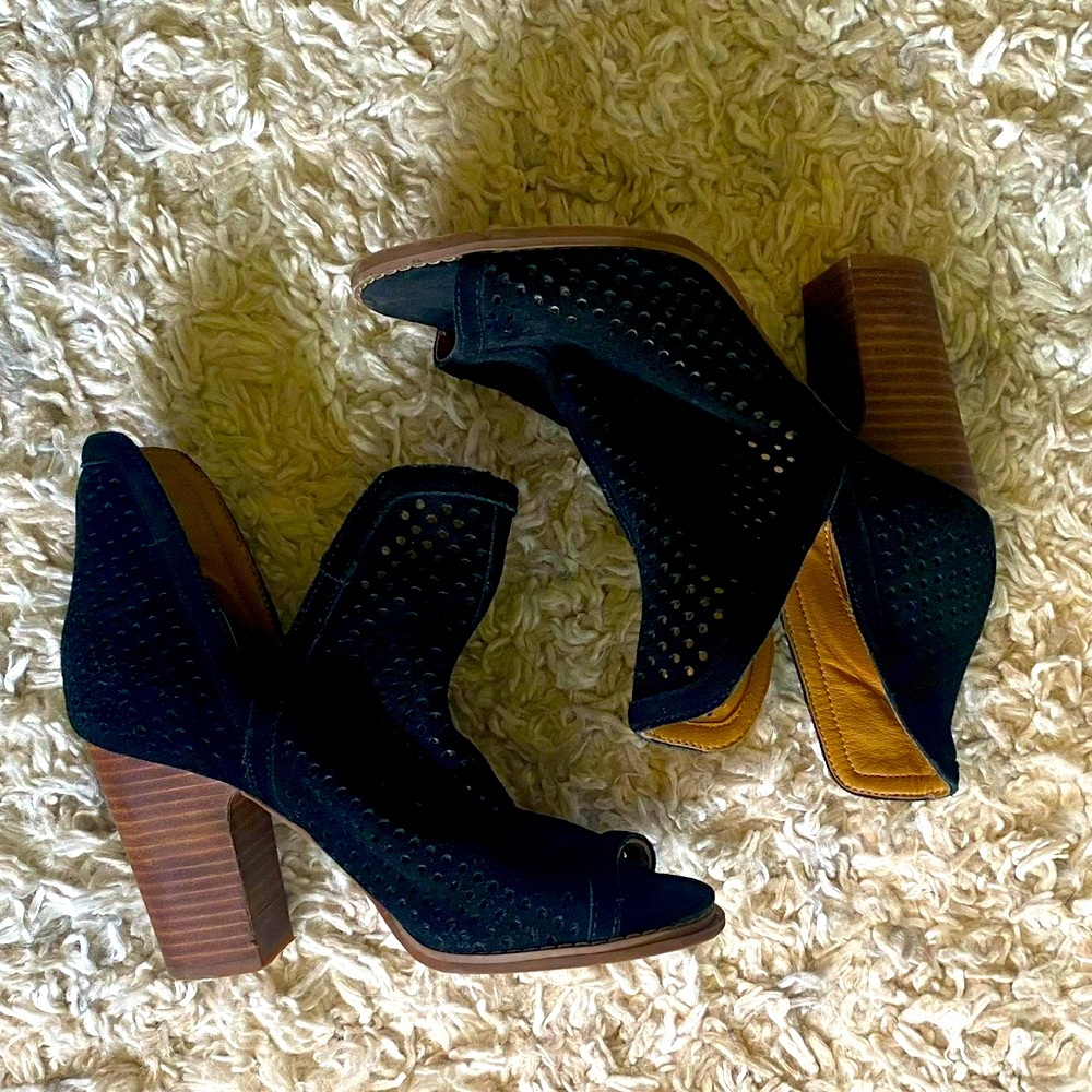 Lucky Brand Heel Booties